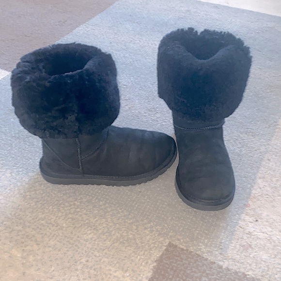 UGG Shoes - Uggs Australia classic Tall Essential Boots